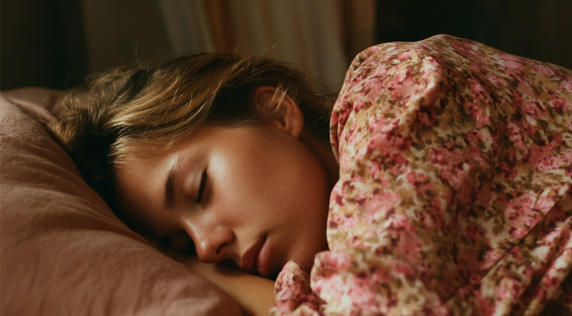 how to sleep to avoid neck pain